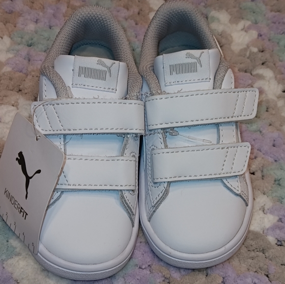 Puma Sneakers - Picture 3 of 5